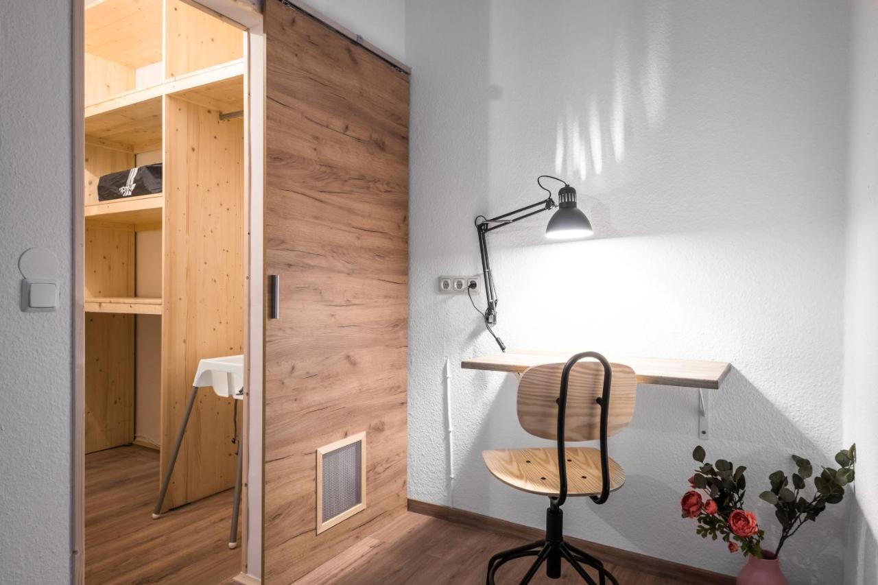 Appartement Ruhig Hell Wohnen Im Gruenen In Koepenick Fuesslaeufig Zum Wasser 25min Bis Flughafen Berlin